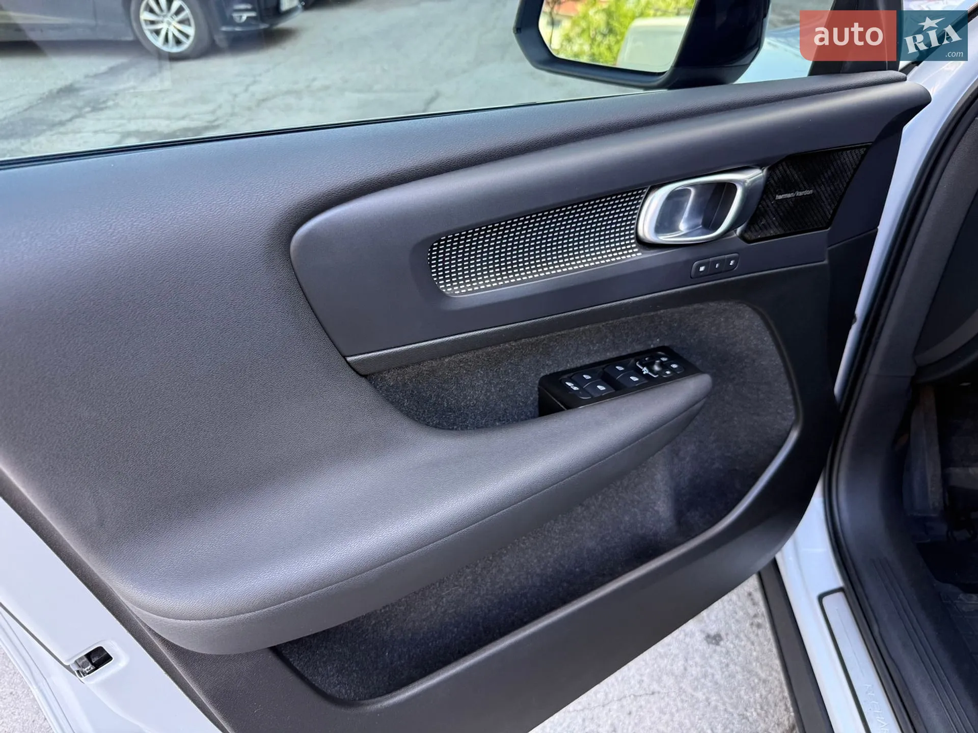 2021 Volvo XC40 - мініатюра 24