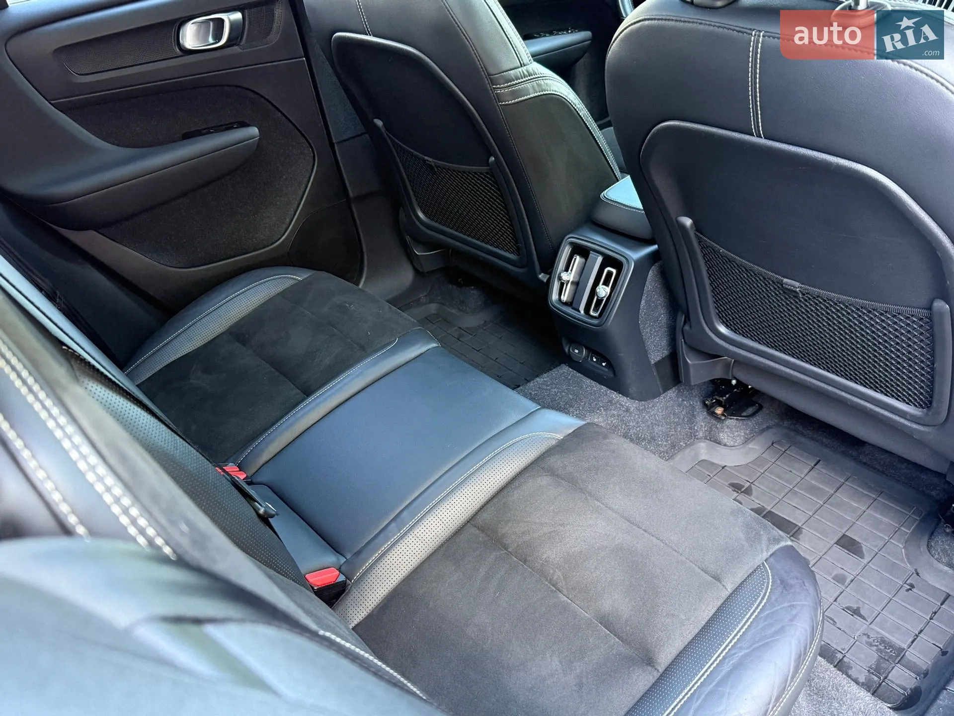 2021 Volvo XC40 - мініатюра 36