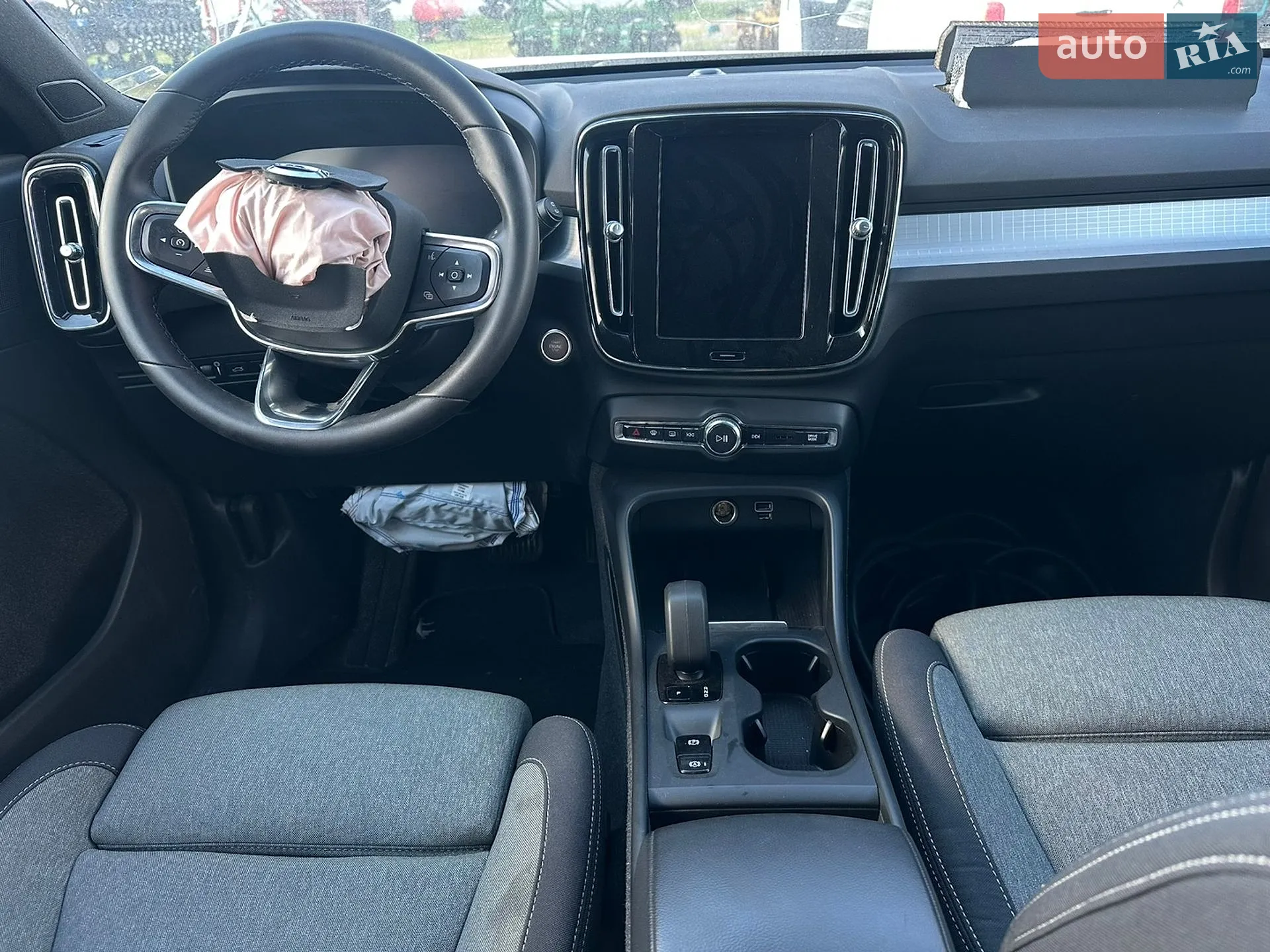 2023 Volvo XC40 - мініатюра 11