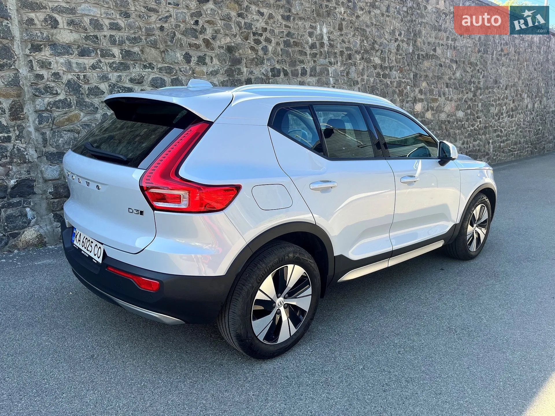 2020 Volvo XC40 - мініатюра 2