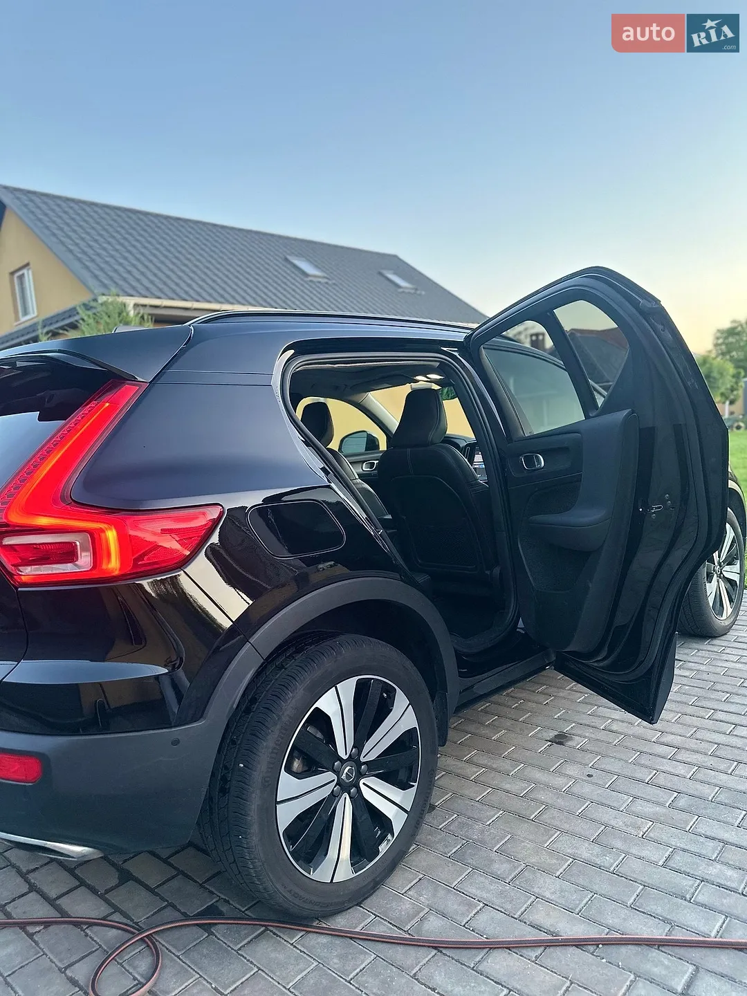 2023 Volvo XC40 - мініатюра 18