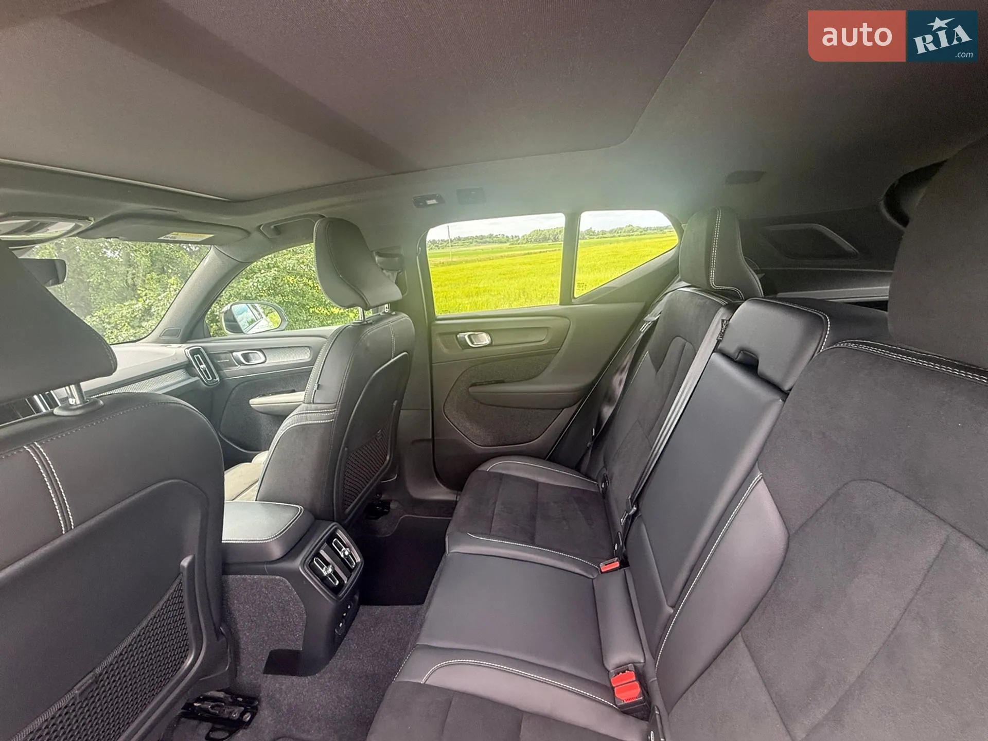 2021 Volvo XC40 - мініатюра 7