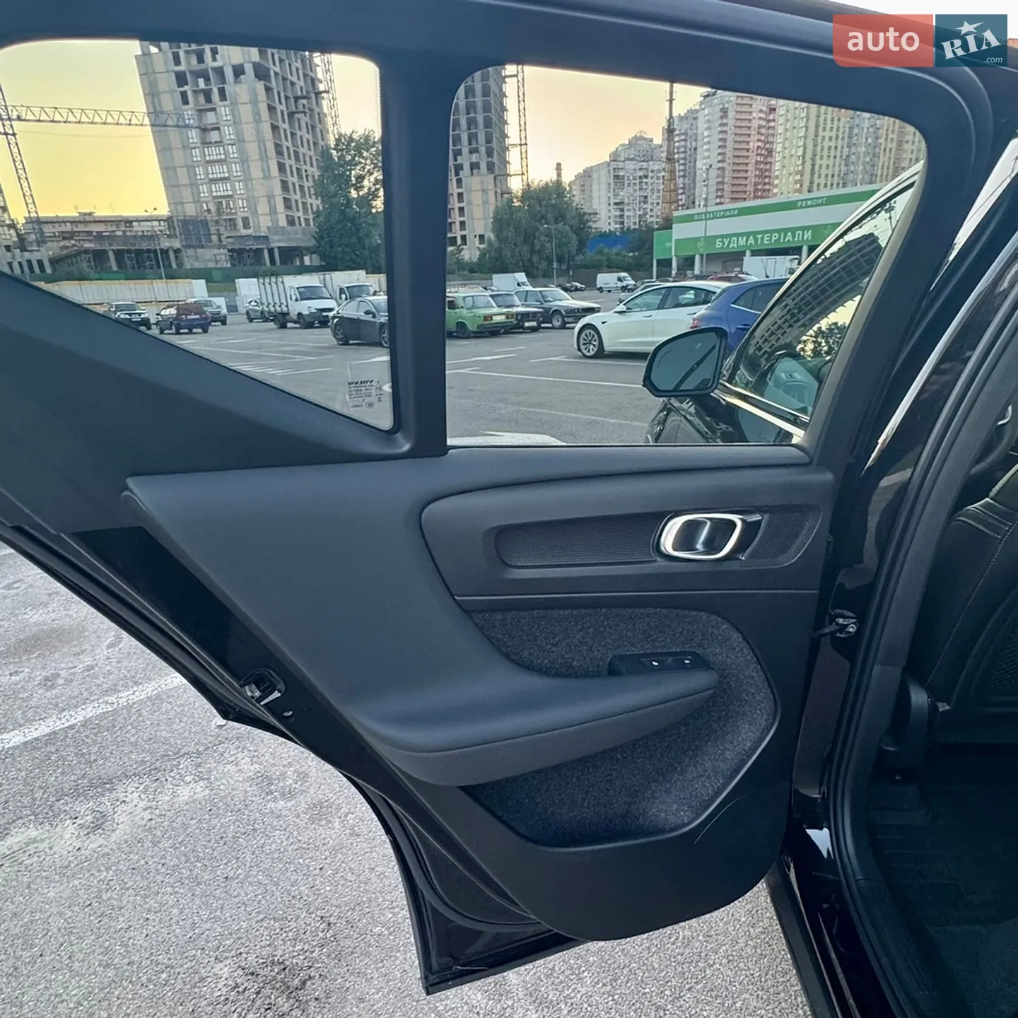 2023 Volvo XC40 - мініатюра 21