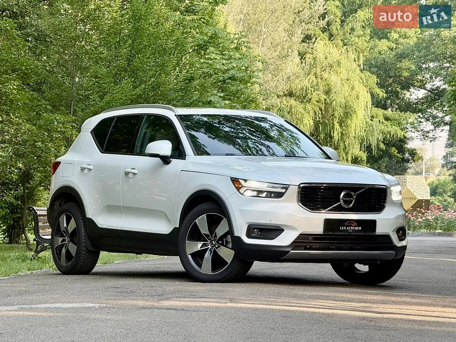 2020 Volvo XC40 - мініатюра 160