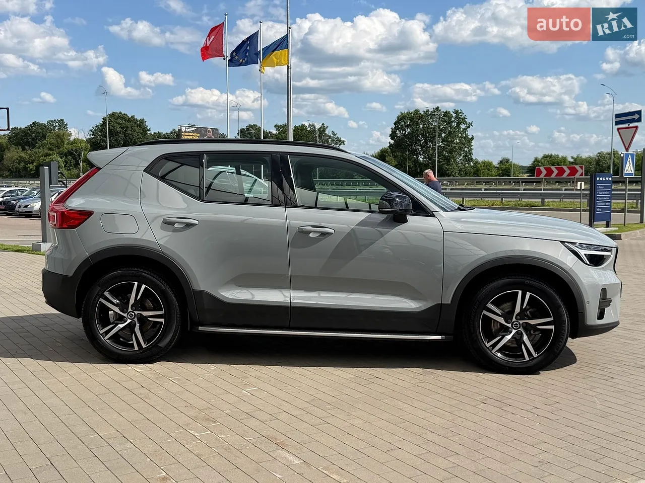 Volvo Xc40 2025 photo 5