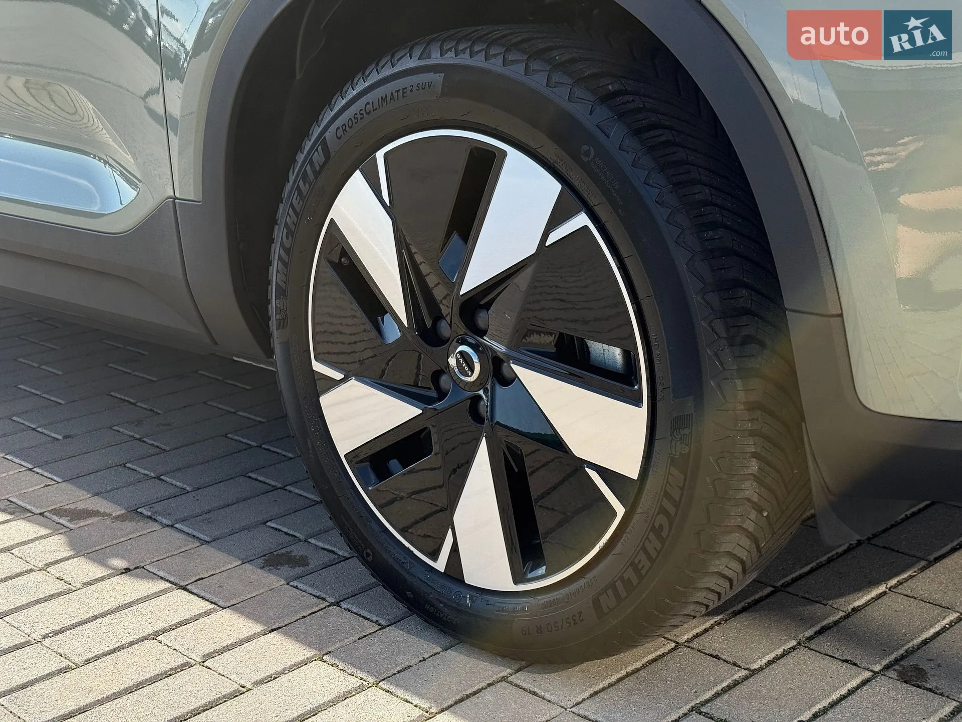 2024 Volvo XC40 - мініатюра 17