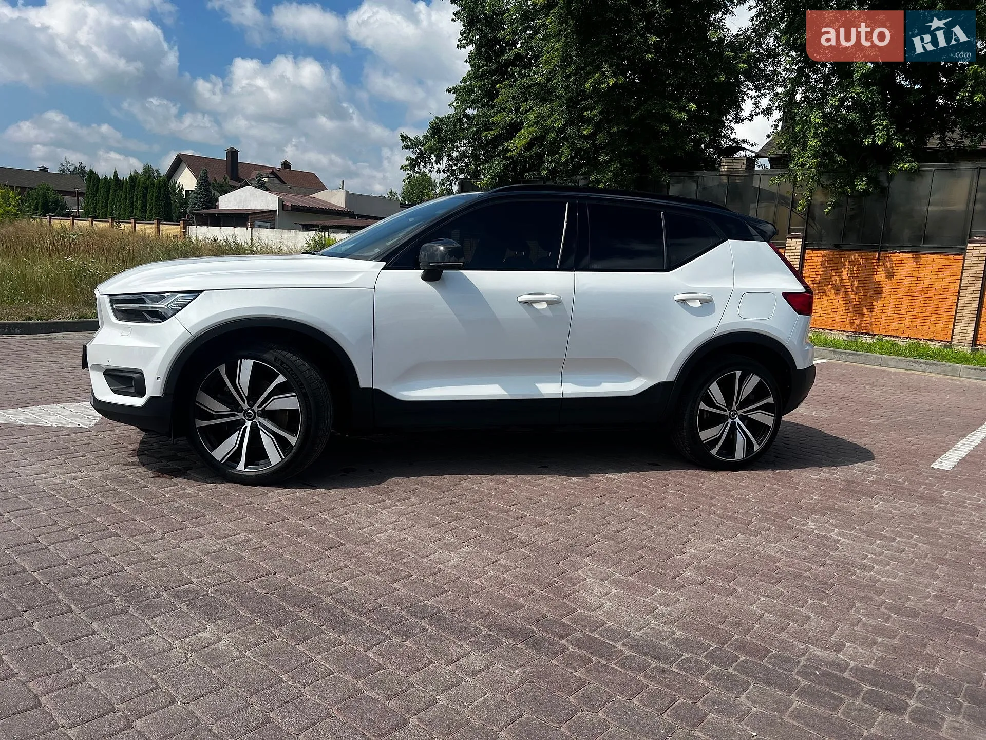 2021 Volvo XC40 - мініатюра 10
