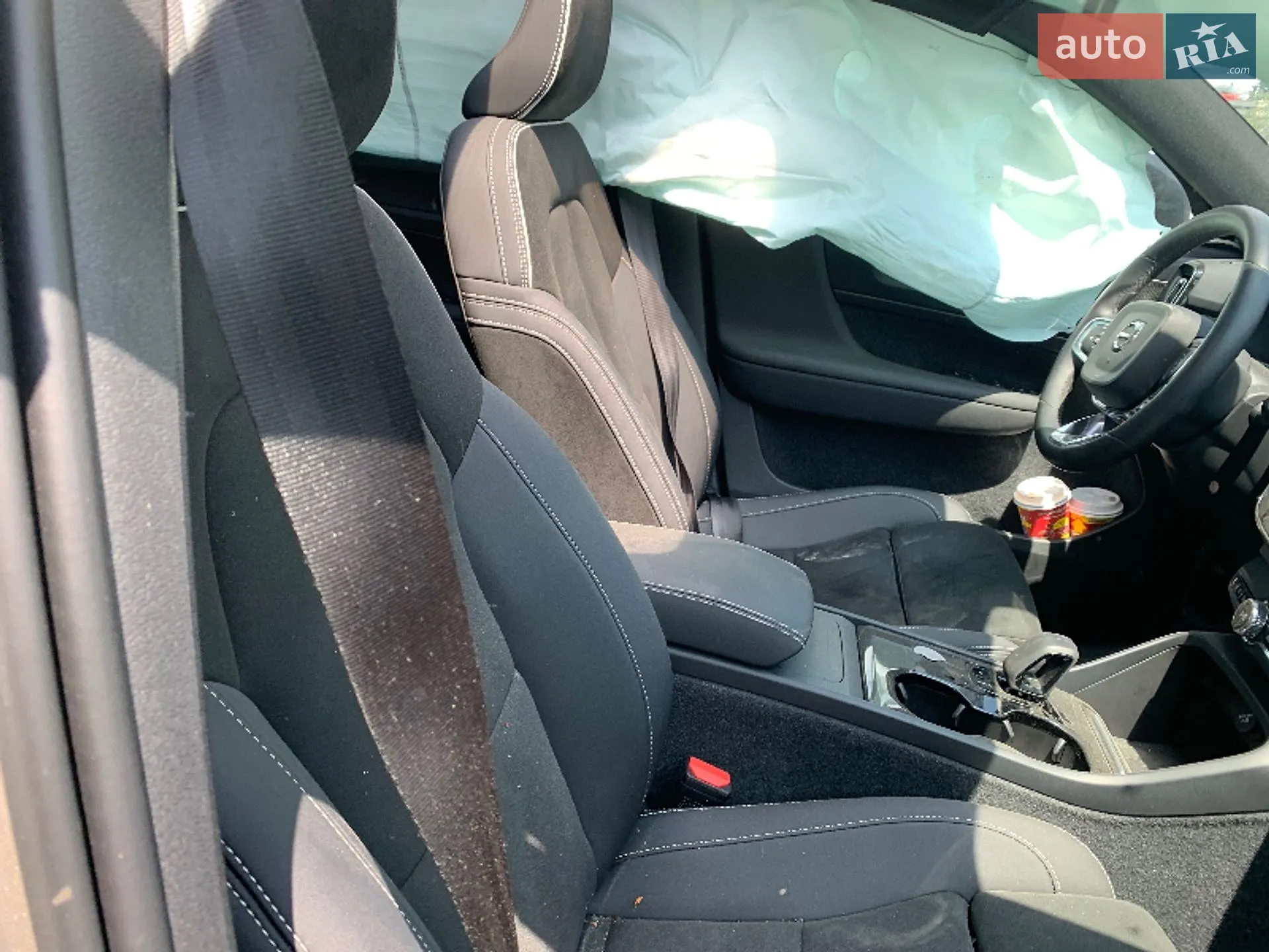 2023 Volvo XC40 - мініатюра 23
