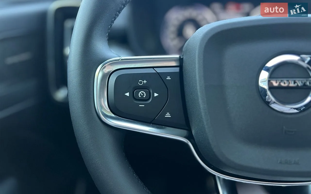 2022 Volvo XC40 - мініатюра 11