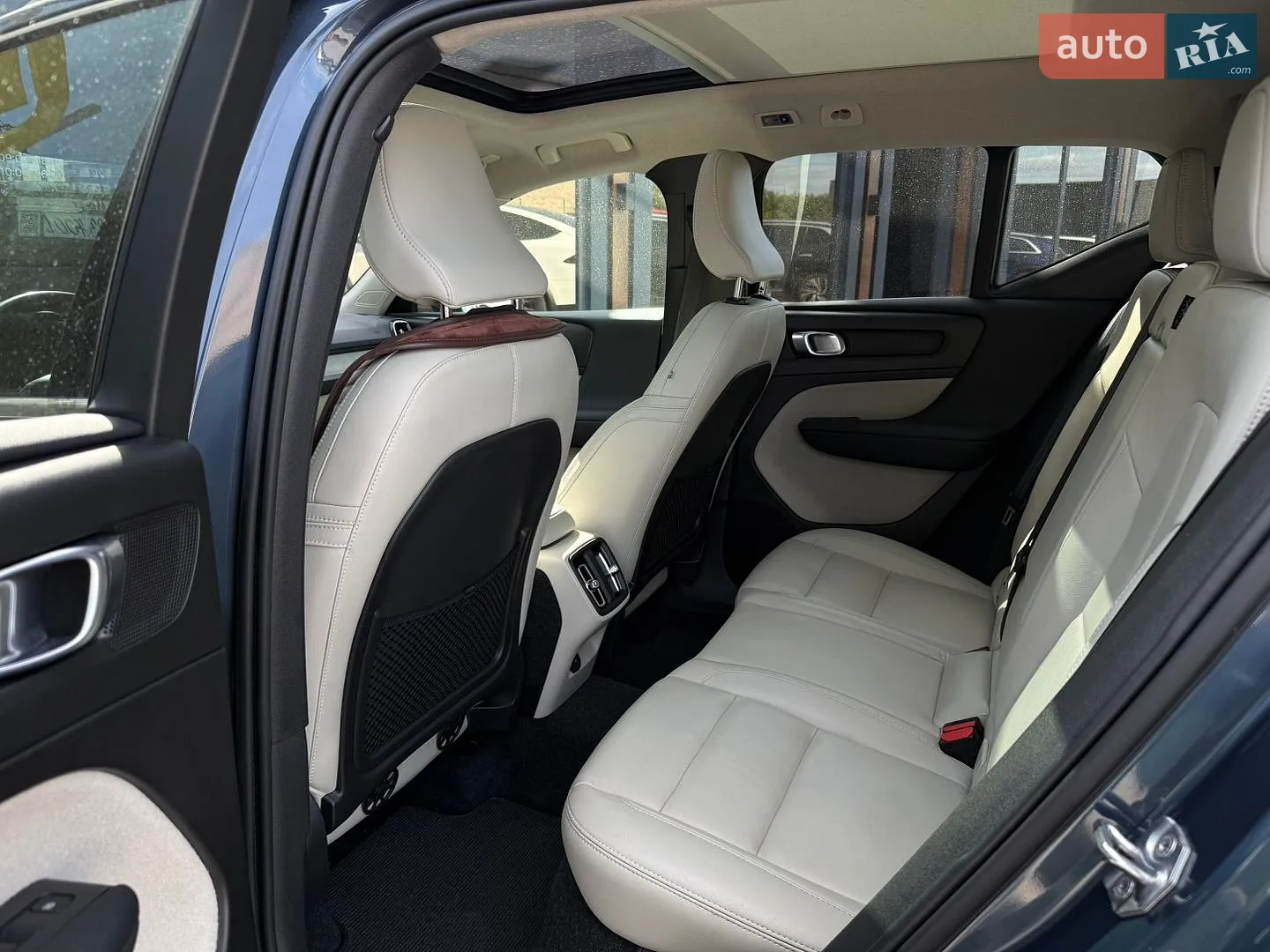 2018 Volvo XC40 - мініатюра 18