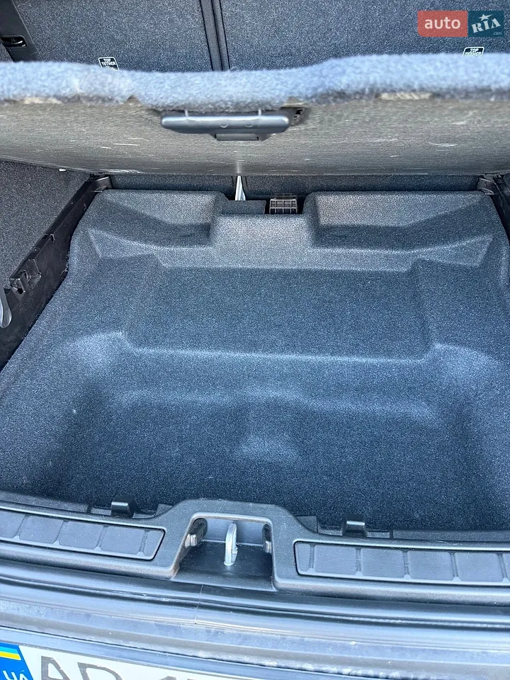 Позашляховик / Кросовер Volvo XC40 2019 в Харкові фото 10