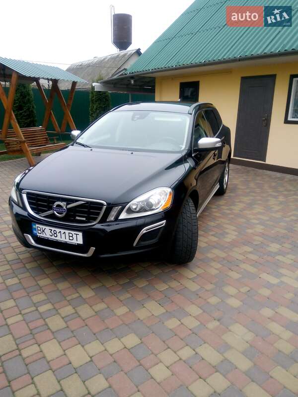 Внедорожник / Кроссовер Volvo XC60 2011 в Ровно