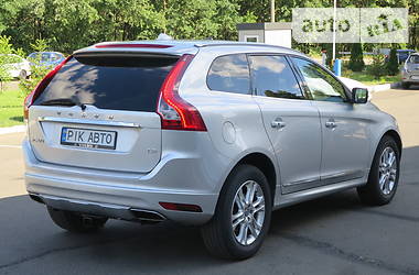 Позашляховик / Кросовер Volvo XC60 2014 в 