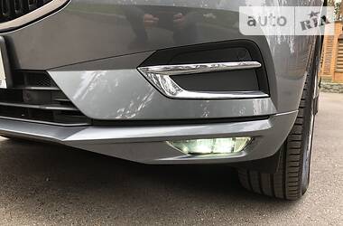 Позашляховик / Кросовер Volvo XC60 2018 в Чернігові