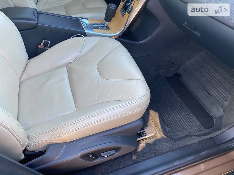 Внедорожник / Кроссовер Volvo XC60 2012 в Кременчуге фото 15 Внедорожник / Кроссовер Volvo XC60 2012 в Кременчуге