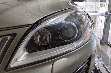 Позашляховик / Кросовер Volvo XC60 2011 в 