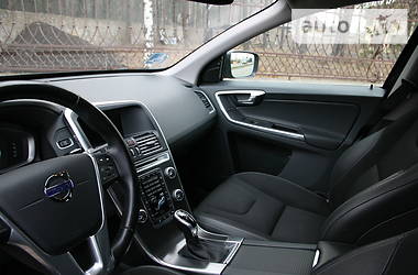 Внедорожник / Кроссовер Volvo XC60 2015 в 