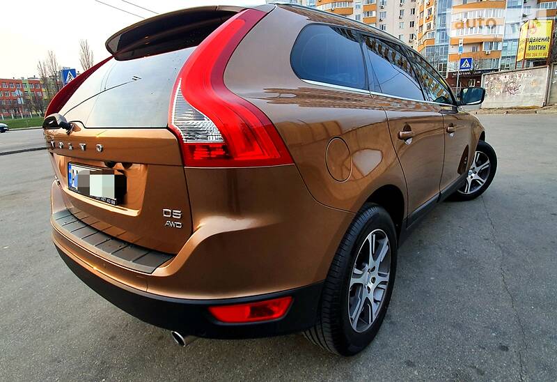 Позашляховик / Кросовер Volvo XC60 2012 в Києві