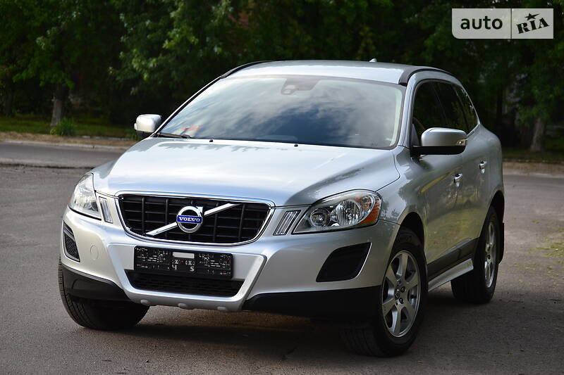 Позашляховик / Кросовер Volvo XC60 2011 в Луцьку