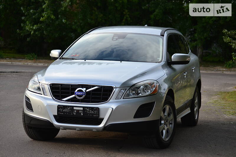 Позашляховик / Кросовер Volvo XC60 2011 в Луцьку
