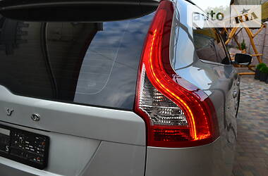 Позашляховик / Кросовер Volvo XC60 2011 в 