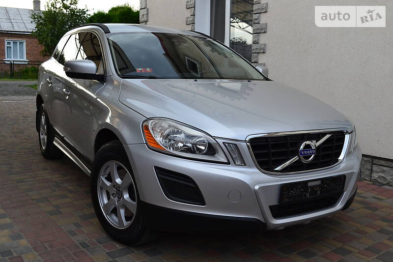Позашляховик / Кросовер Volvo XC60 2011 в Луцьку