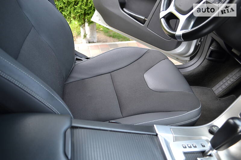 Позашляховик / Кросовер Volvo XC60 2011 в Луцьку