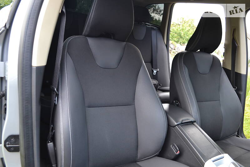 Позашляховик / Кросовер Volvo XC60 2011 в Луцьку