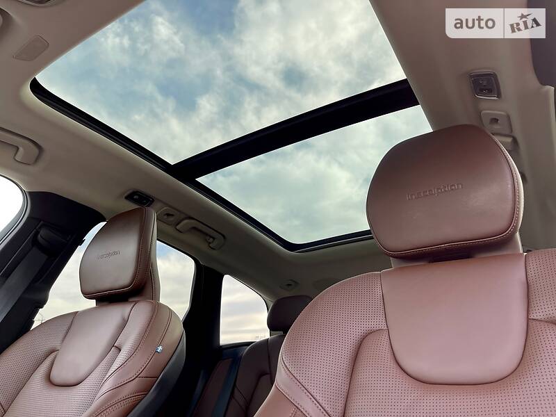 Внедорожник / Кроссовер Volvo XC60 2019 в Днепре фото 14 Внедорожник / Кроссовер Volvo XC60 2019 в Днепре