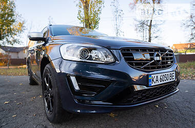 Внедорожник / Кроссовер Volvo XC60 2013 в 