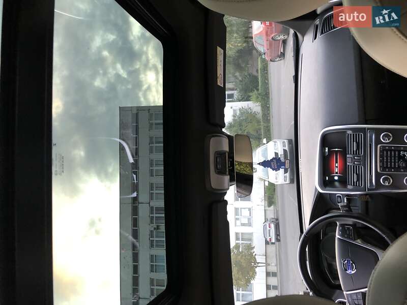 Внедорожник / Кроссовер Volvo XC60 2014 в Ужгороде