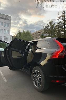 Внедорожник / Кроссовер Volvo XC60 2014 в Ужгороде