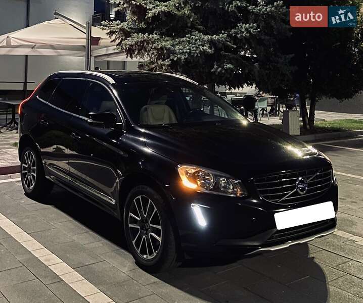 Внедорожник / Кроссовер Volvo XC60 2014 в Ужгороде