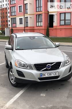 Універсал Volvo XC60 2012 в Рівному