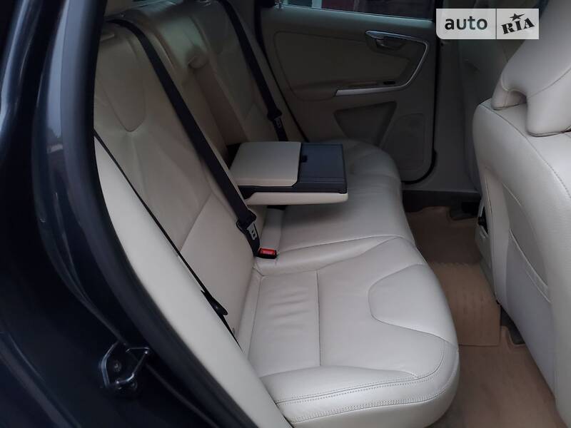 Позашляховик / Кросовер Volvo XC60 2010 в Бродах