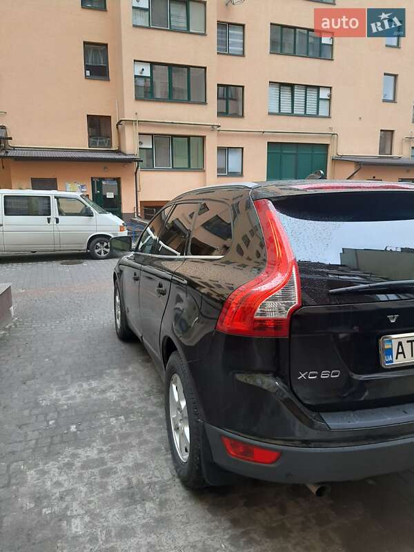 Внедорожник / Кроссовер Volvo XC60 2011 в Ивано-Франковске фото 30 Внедорожник / Кроссовер Volvo XC60 2011 в Ивано-Франковске