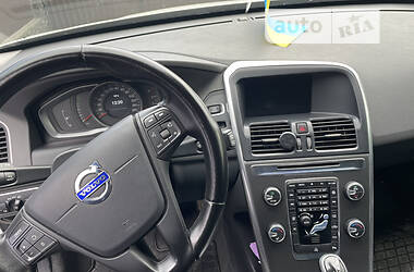 Внедорожник / Кроссовер Volvo XC60 2016 в Житомире