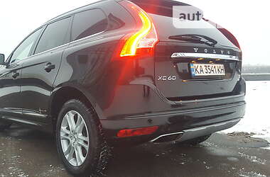 Позашляховик / Кросовер Volvo XC60 2015 в Києві