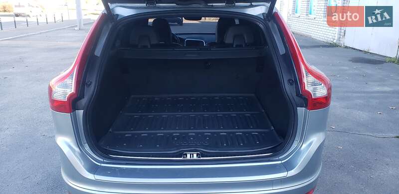 Внедорожник / Кроссовер Volvo XC60 2016 в Днепре фото 9 Внедорожник / Кроссовер Volvo XC60 2016 в Днепре
