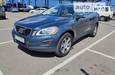 Внедорожник / Кроссовер Volvo XC60 2011 в 
