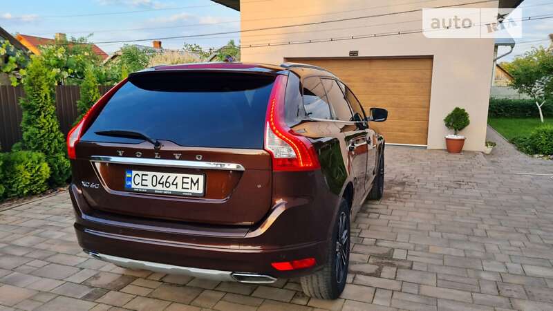 Внедорожник / Кроссовер Volvo XC60 2017 в Черновцах