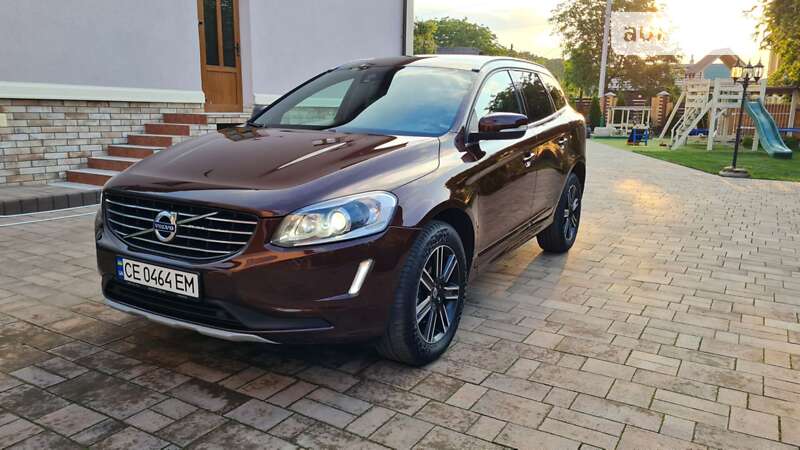 Внедорожник / Кроссовер Volvo XC60 2017 в Черновцах