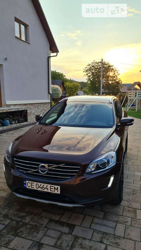 Внедорожник / Кроссовер Volvo XC60 2017 в Черновцах