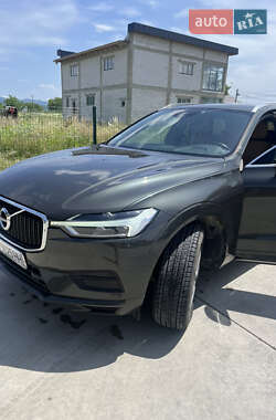 Внедорожник / Кроссовер Volvo XC60 2018 в 