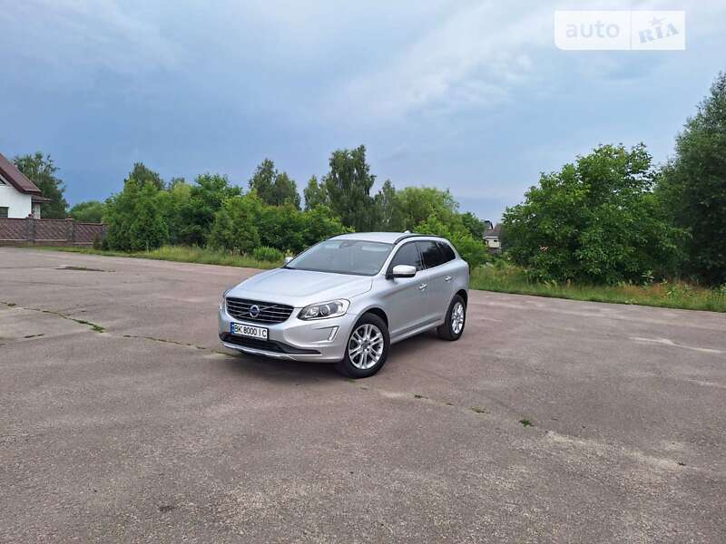 Позашляховик / Кросовер Volvo XC60 2016 в 