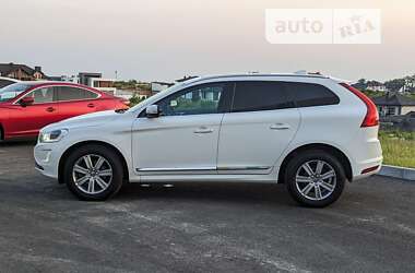 Внедорожник / Кроссовер Volvo XC60 2016 в 