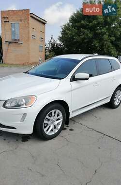 Внедорожник / Кроссовер Volvo XC60 2017 в 