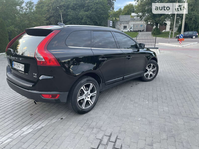 Позашляховик / Кросовер Volvo XC60 2011 в Рівному