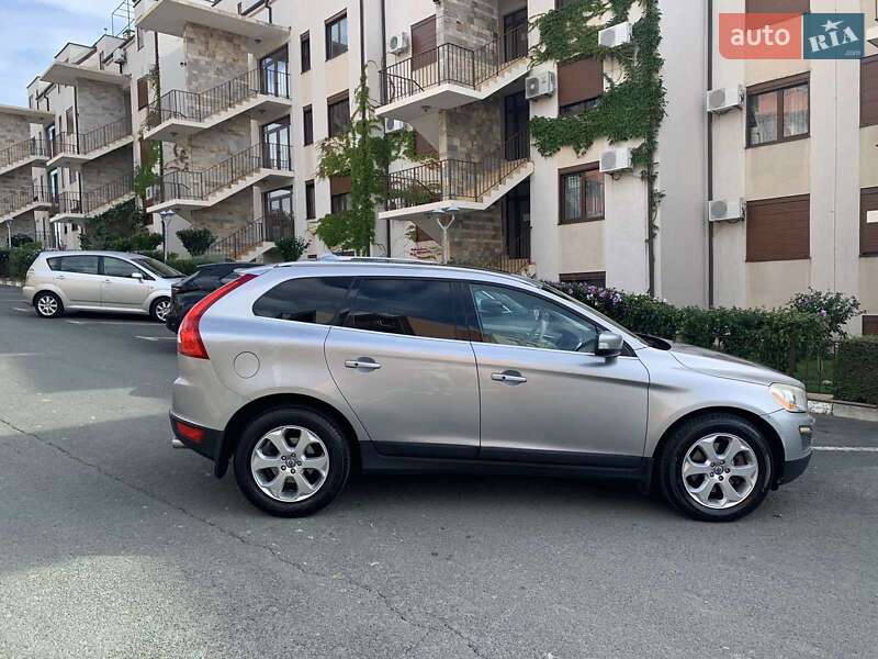 Позашляховик / Кросовер Volvo XC60 2013 в Ужгороді фото 7 Позашляховик / Кросовер Volvo XC60 2013 в Ужгороді