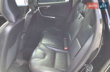 Внедорожник / Кроссовер Volvo XC60 2012 в 